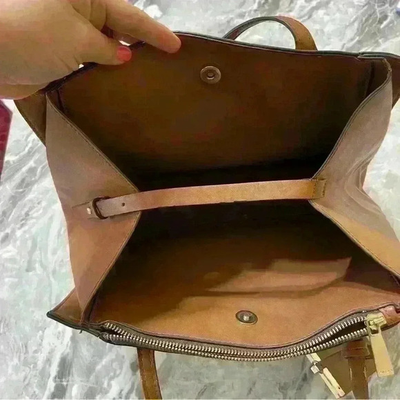 Aldo Womens Tote Bag with Gold Hardware Brown - Picture 6 of 12